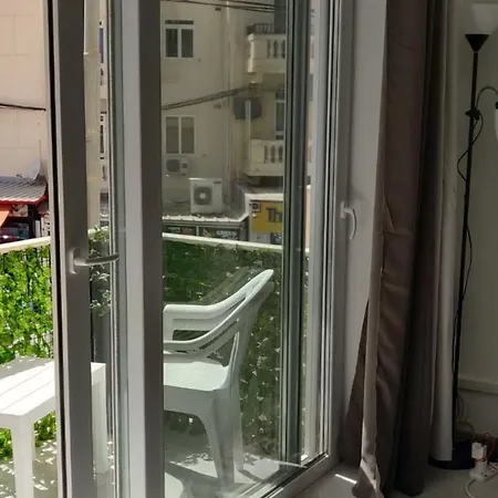 Apartment Sunny Day Flat